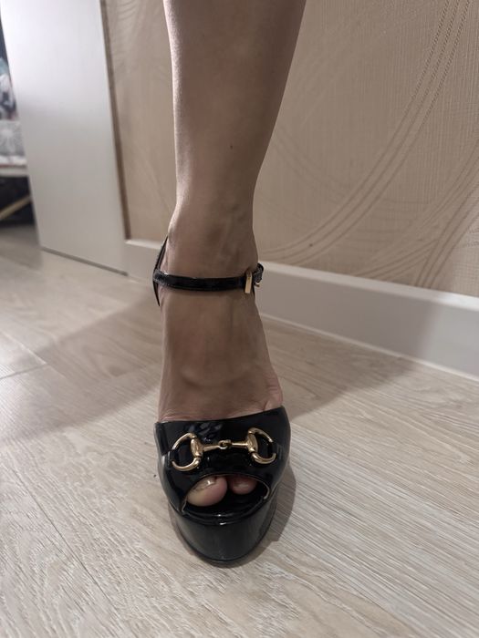 Оригинальные туфли gucci