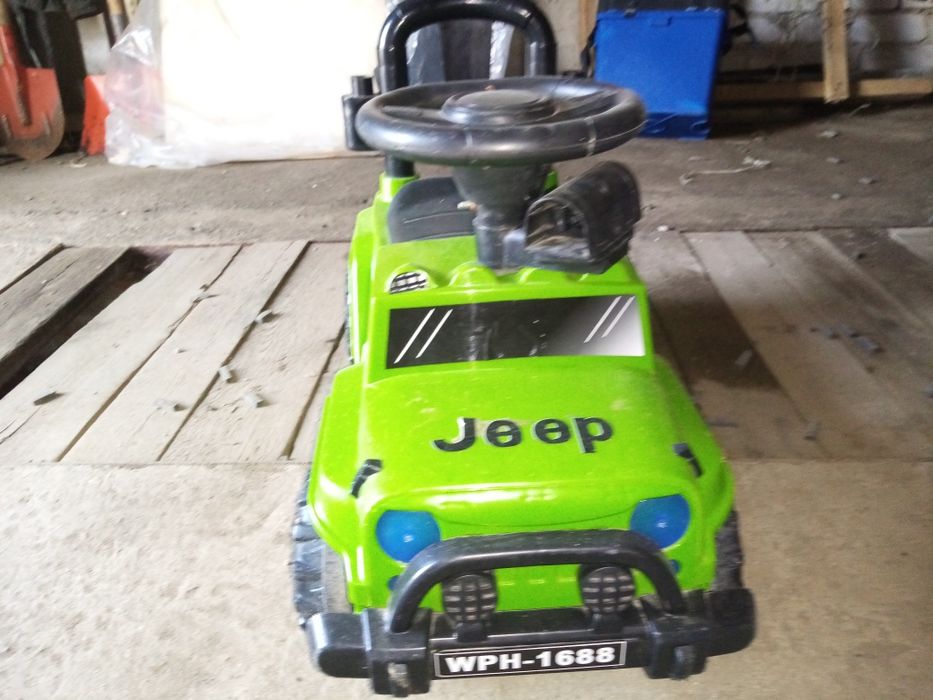 продам детскую машинку