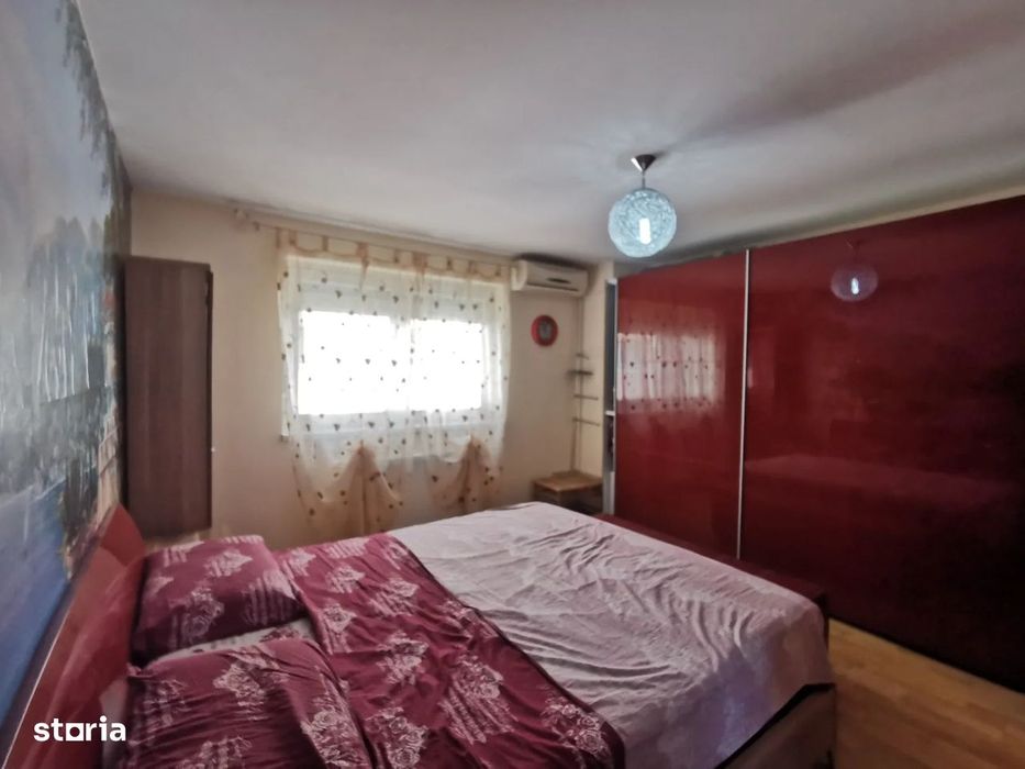 De vânzare apartament 3 camere statiunea Mamaia, zona Butoaie