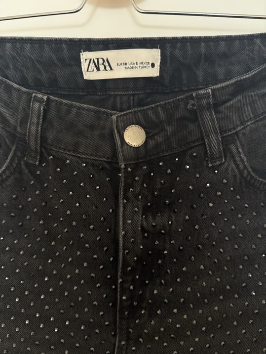 Zara черни дънки с камъни, р-р 38