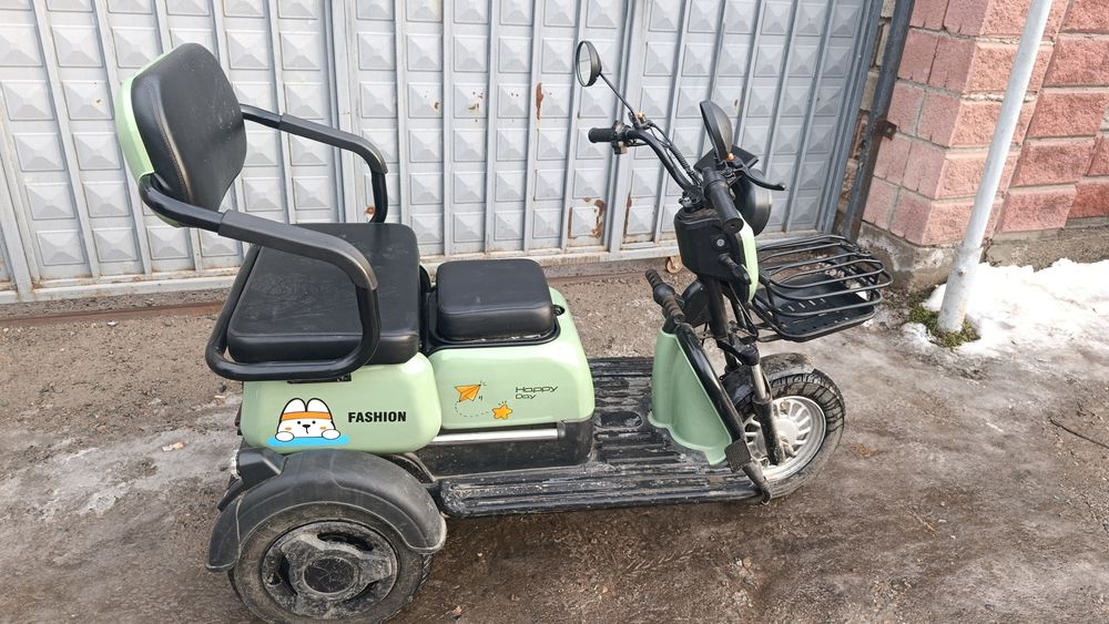 Продается трицикл маленький