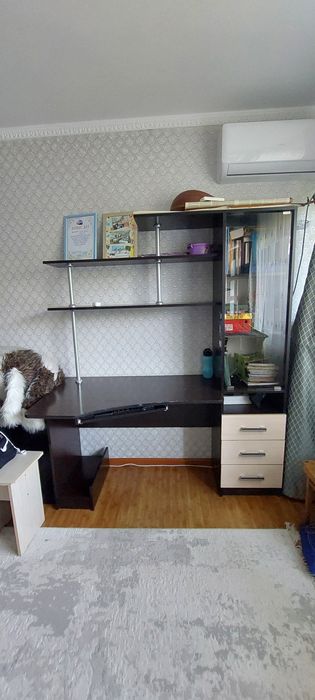 Продам письменный стол