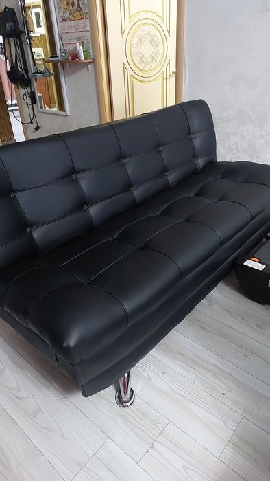 Продам диван в хорошем состоянии