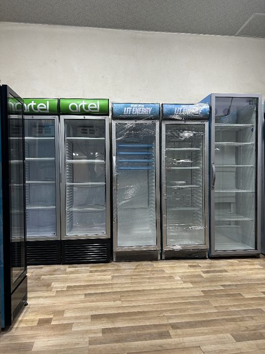 Витиринный холодильник