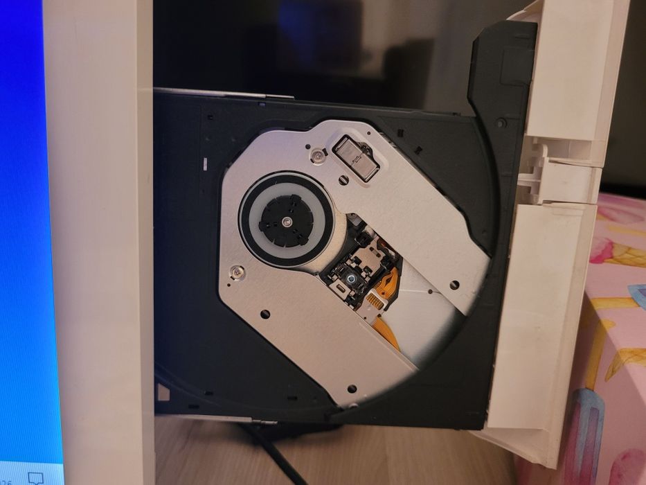 Компьютер Моноблок Acer Aspire ZC-606 белый