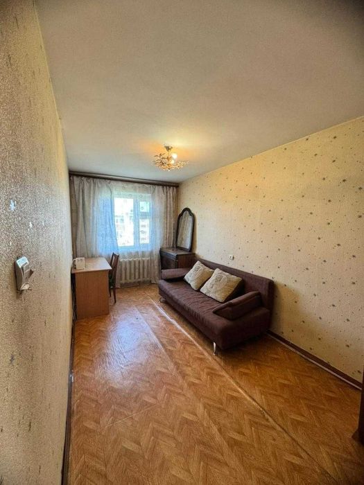 Продам 2х комн кв Абая 5мкр