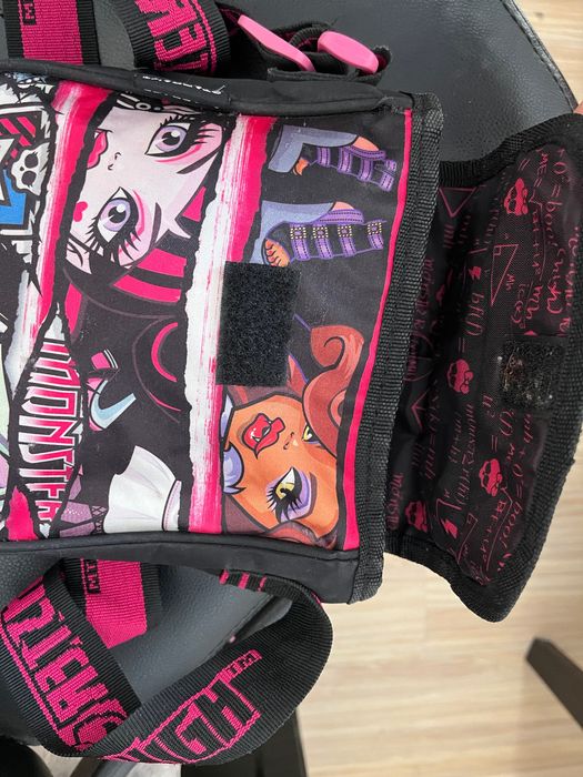 Чанта на Monster през рамо