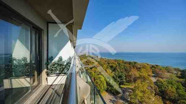 Продава се Тристаен апартамент в Бургас, Лазур - 166 кв.м за 3687 €/кв.м - Снимка #9