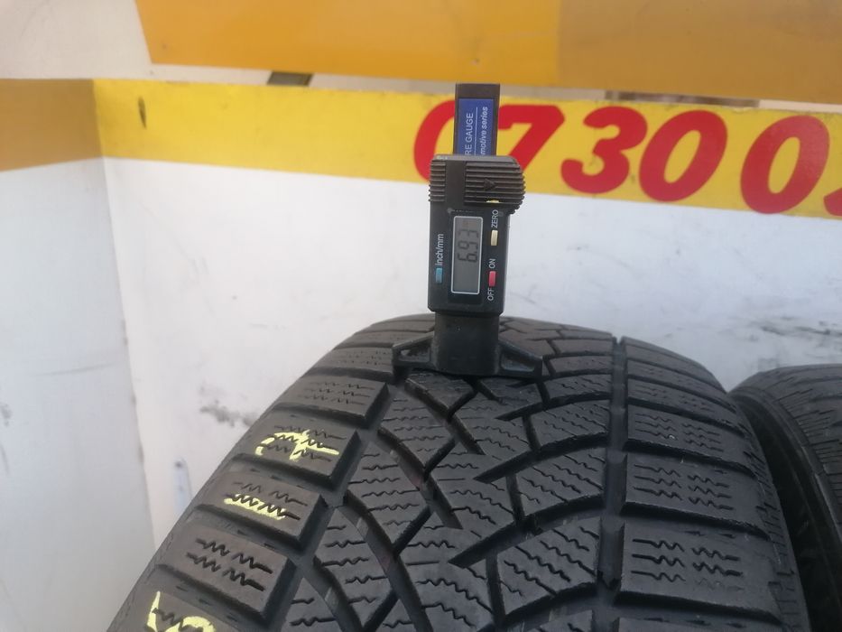 205/55/17 Iarna 2* Semperit XL 95v dot 2621    6,,93mm