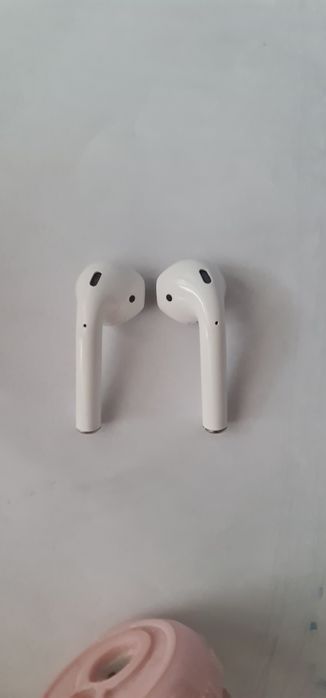 Vând casti tip Airpods