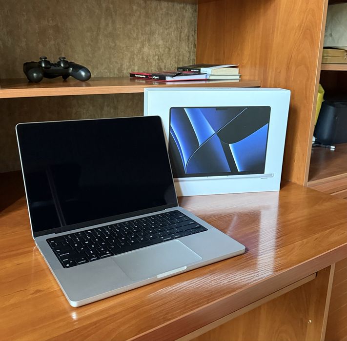 MacBook Pro M2 Pro 14” (16Gb/512Gb) | 139 циклов
