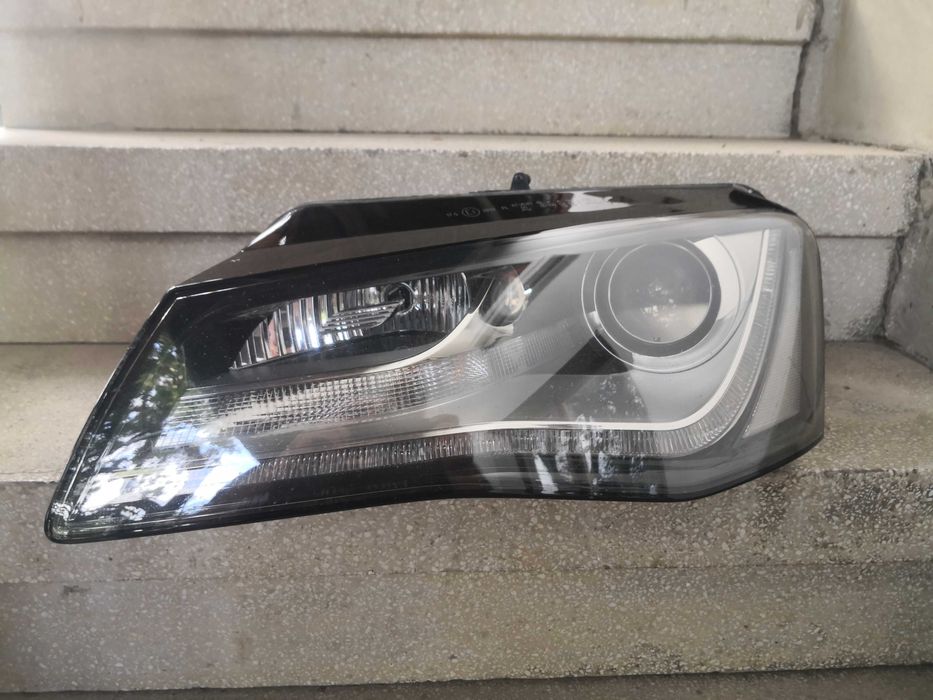 Фар Audi A8 D4 Bi-Xenon LED ляв/Фар Ауди А8 Д4 ксенон Оригинален