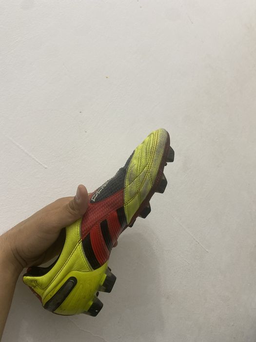 Продам бутцы 41.5-42 размер предатор