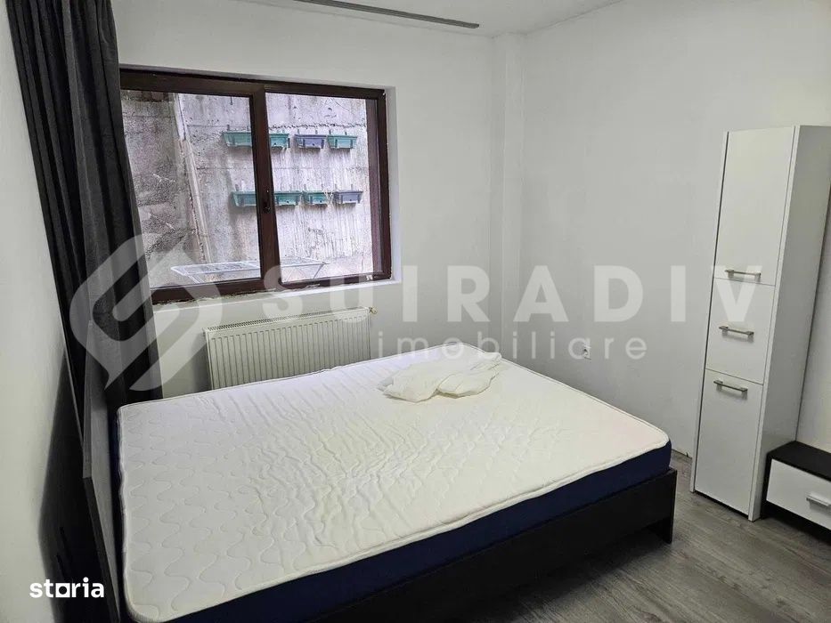 Apartament cu curte proprie de 100 mp, parcare- Zorilor