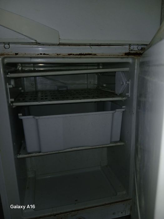 Muzlatgich hamyonbop