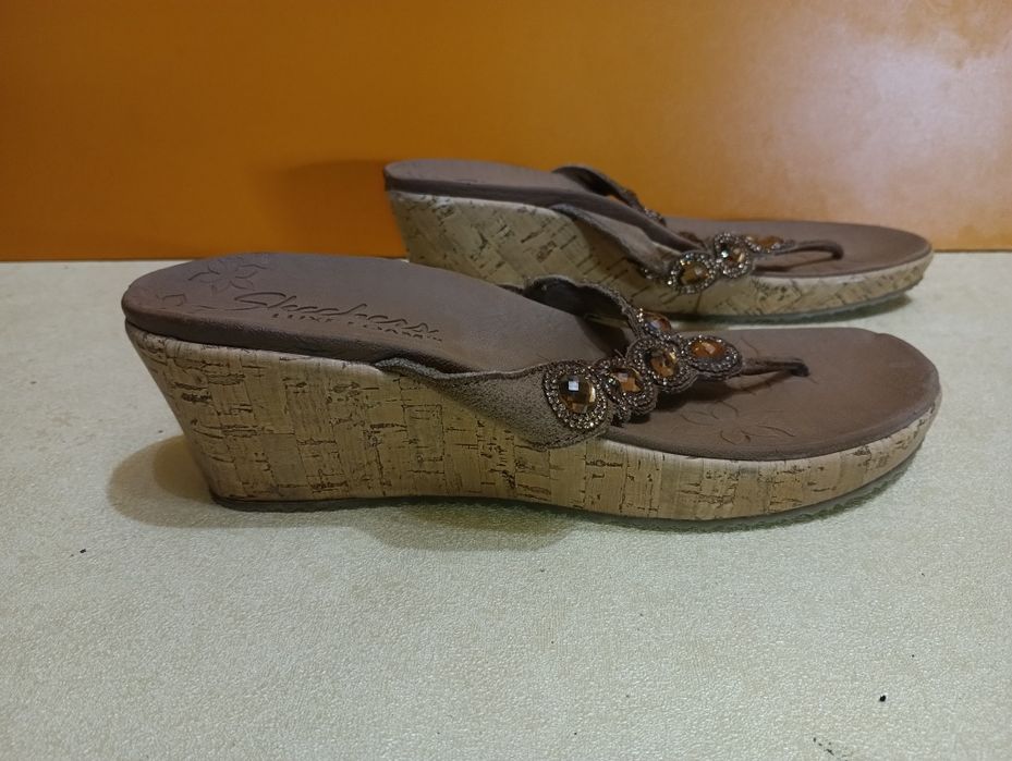 Skechers Luxe Beverlee чехли N 39 - 25 лв