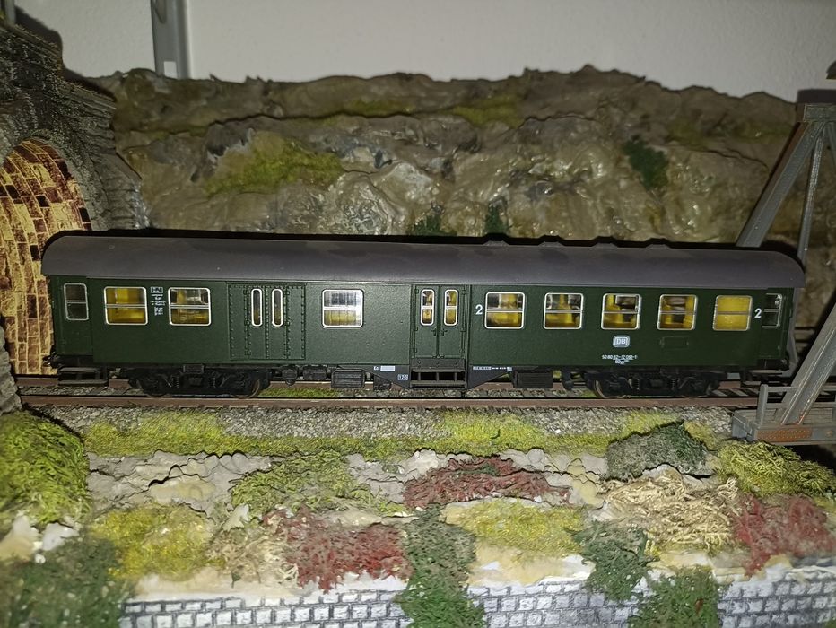 Roco vagoane de călători clasa 1-2 trenulet electric scara H0