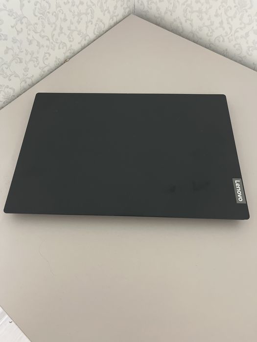 Lenovo IdeaPad 3
