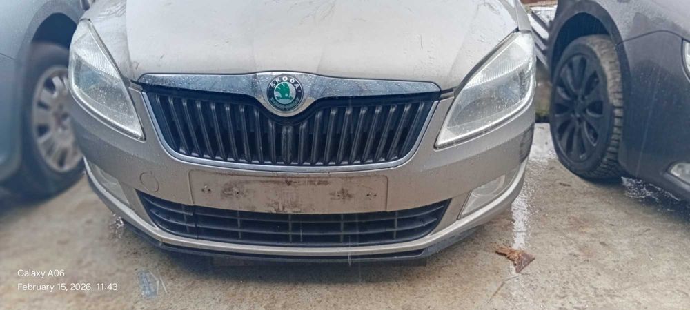 Bara Fata Skoda Fabia 2 Completa
