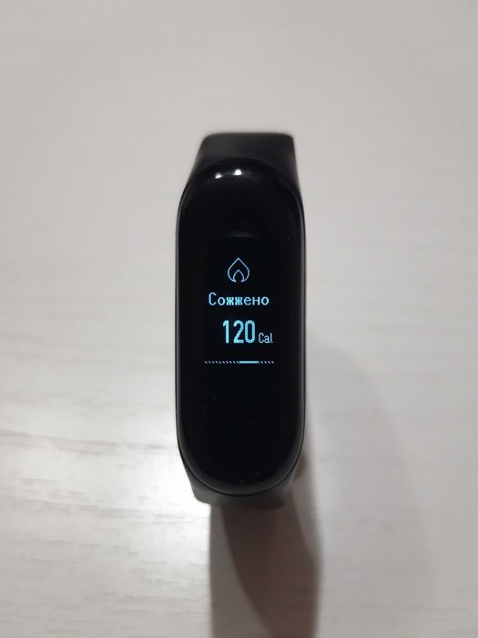 Фитнес-браслет Xiaomi MiBand 3