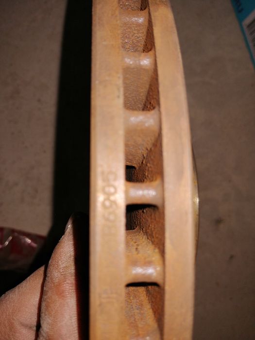 Тормозные диски Subaru Forester