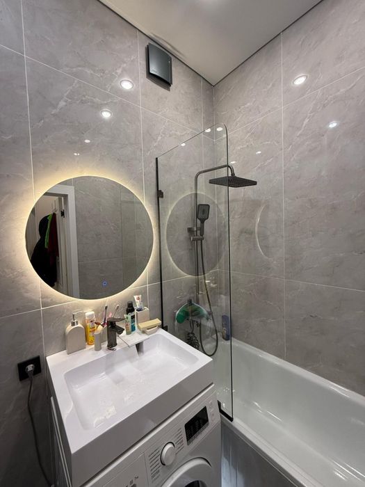 Душевая кабина , Лофт перегоротки , Зеркала ,