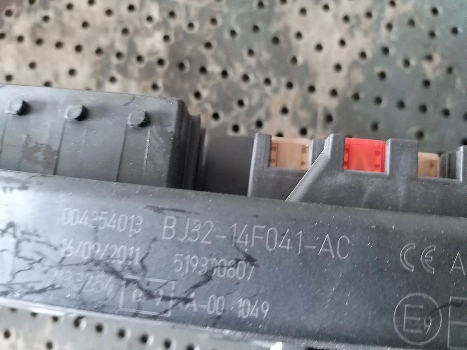 Panou sigurante 2.2 d land rover range rover evoque l538 bj3214f041ac