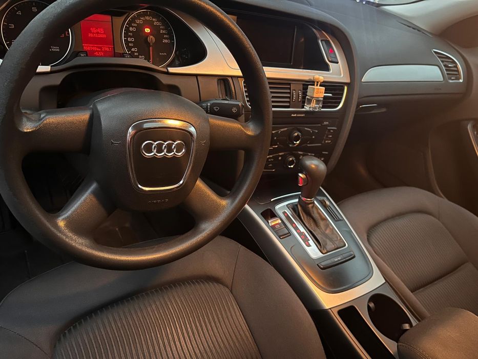 Vând Audi a 4 b8 2010