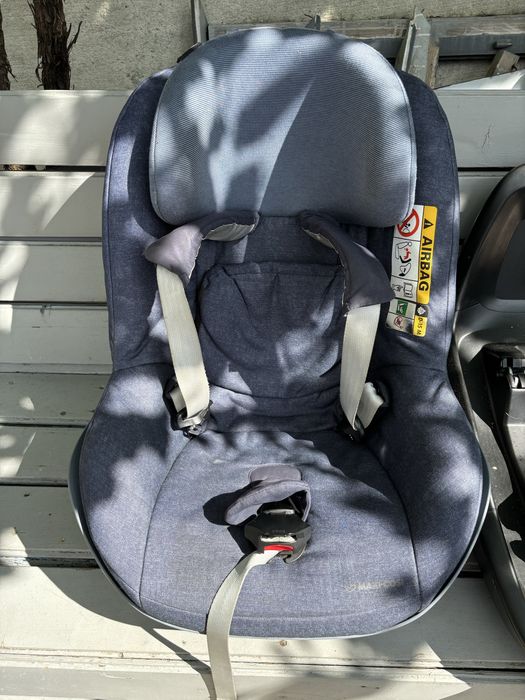 Scaun auto copii Maxi Cosi 2wayPearl si baza 2wayFix