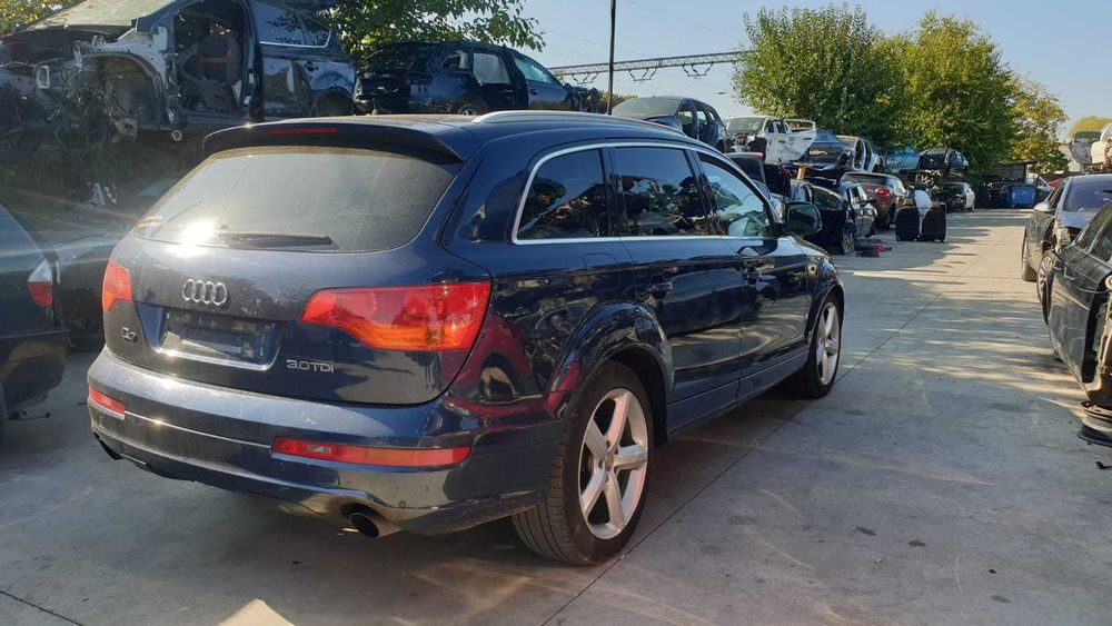 Dezmembrez Audi Q7 3.0 TDi cod motor BUG an 2006