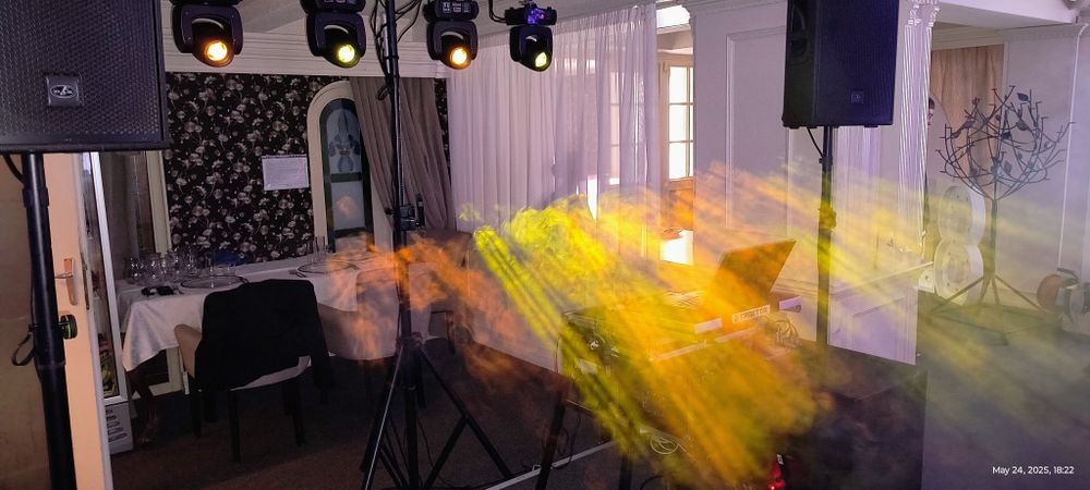 Moving head beam + spot cu gobo, 100 watt,4 bucati cu case