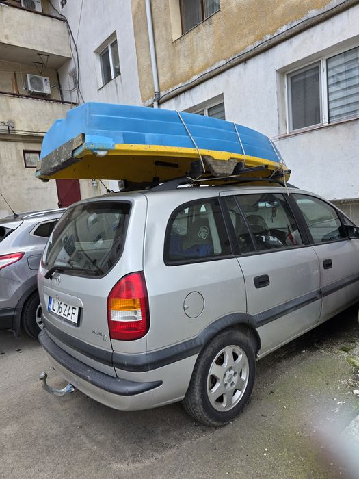 Masina Opel zafira+barca fibra