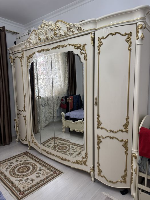 Спальный гарнитур 180х200