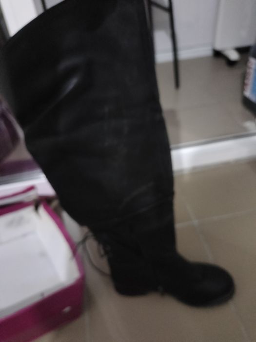 Продаю сапоги  туфли  Абайка комлект