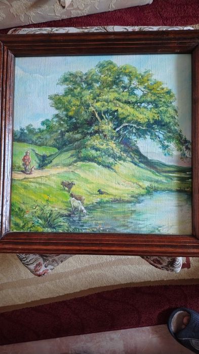 Картины рисованные, полиэфирные.