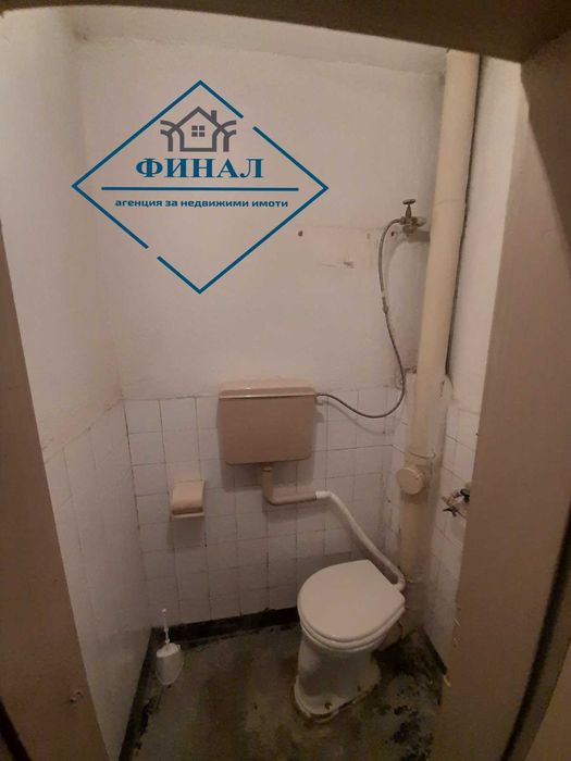 Продава се Двустаен апартамент в Шумен, Добруджански - 68 кв.м за 1050 €/кв.м - Снимка #8