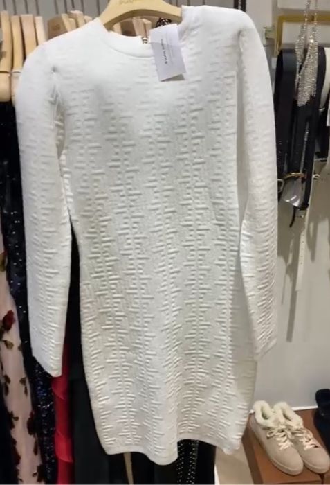 Все вещи по одному 8000 тг