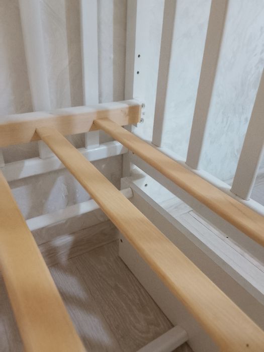 Продам детскую кровать 20 000