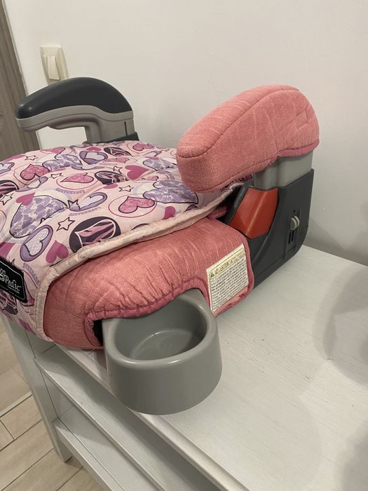 Бустер Graco (автокресло)