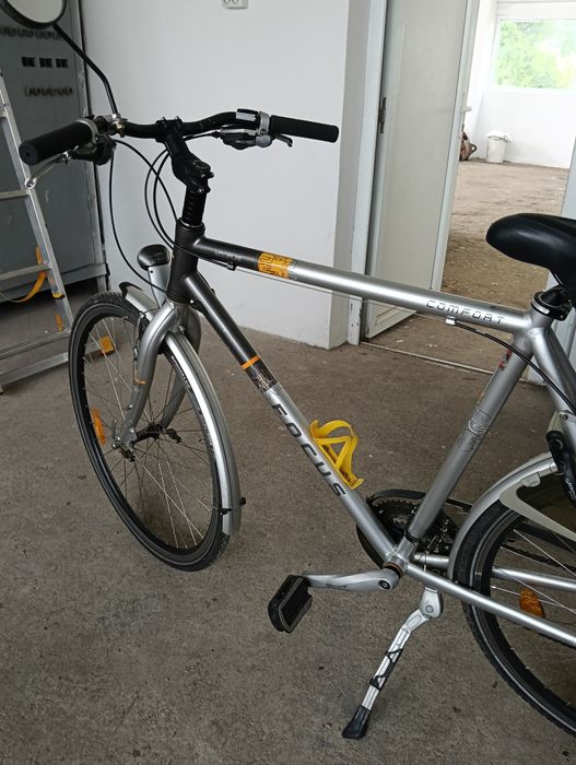 Vând bicicleta foarte bună