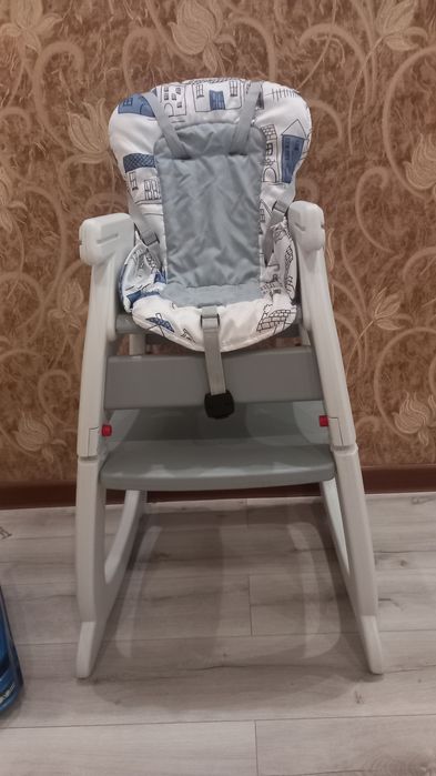 Продам стулья детский. 2в1