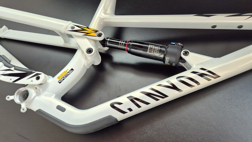 Oferta!  Cadru nou MTB Canyon Spectral Fabio Wibmer 2025