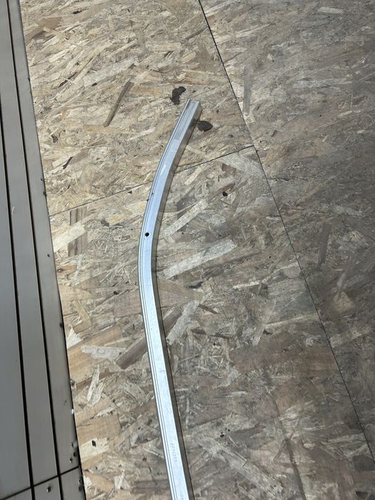 Armatura bmw X1 U11 bara fata inferioara 2021-2023