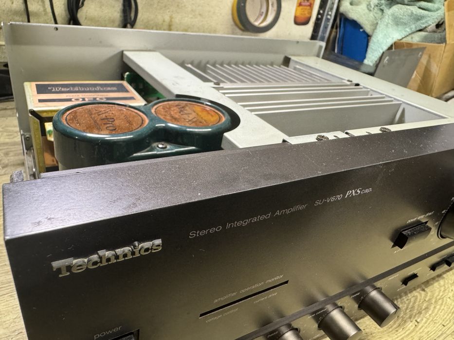 Като нов Technics SU-V670