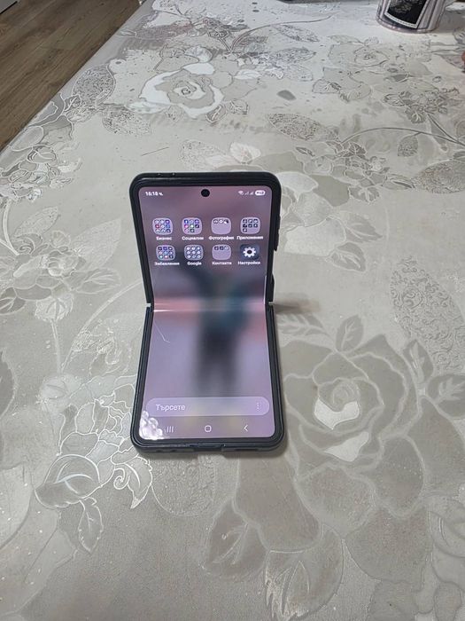 Samsung galaxy Z FLIP 7