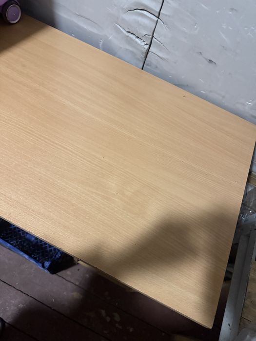 Продам компьютерный стол