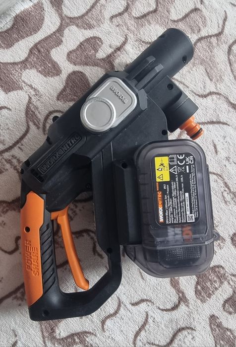 Акумулаторна водоструйка  Powe Share pro 20v