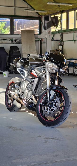 Triumph Street Triple 765 RS