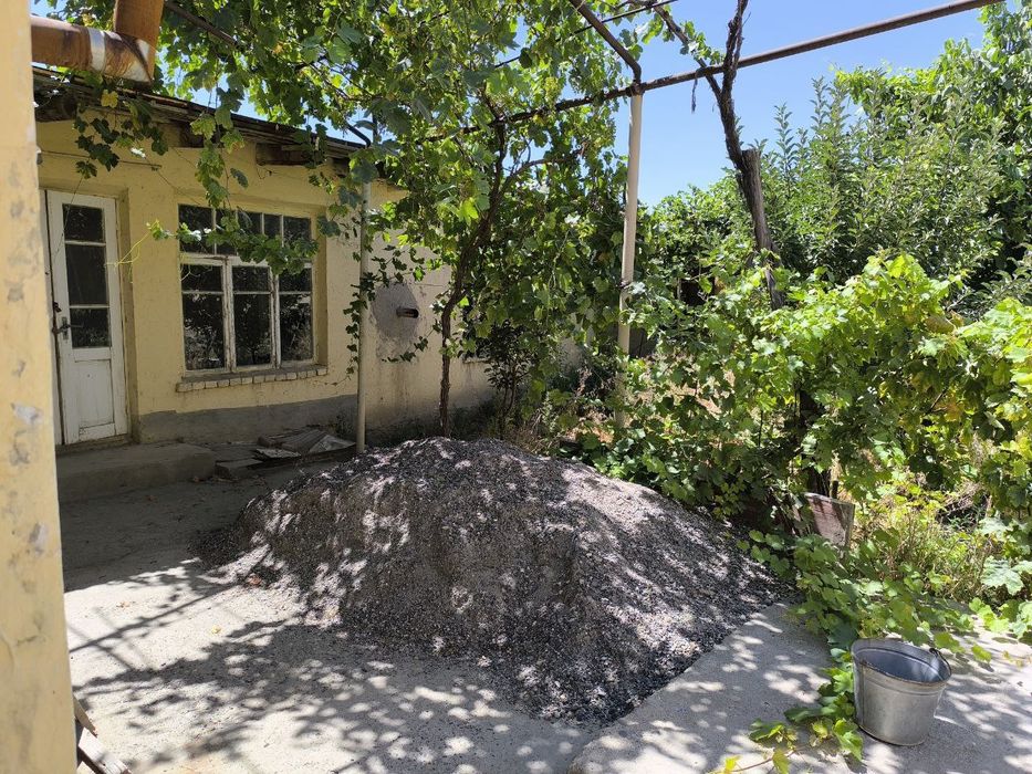 Срочно ховли сотилади Хишрав