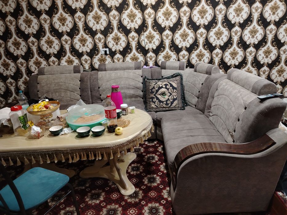 Faqat ugalok mebeli sotiladi 1mln